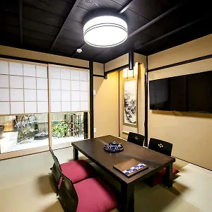  別荘 Miro Shichjo Hanabatakecho Tei
