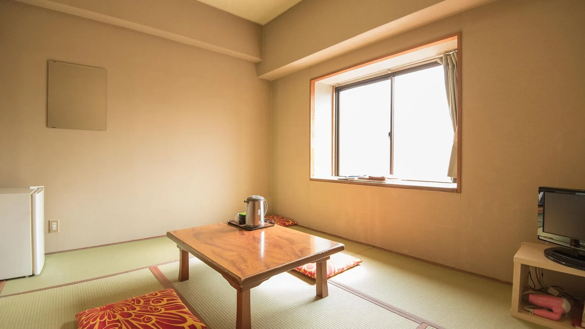 Hotel Kyoto Travellers Inn