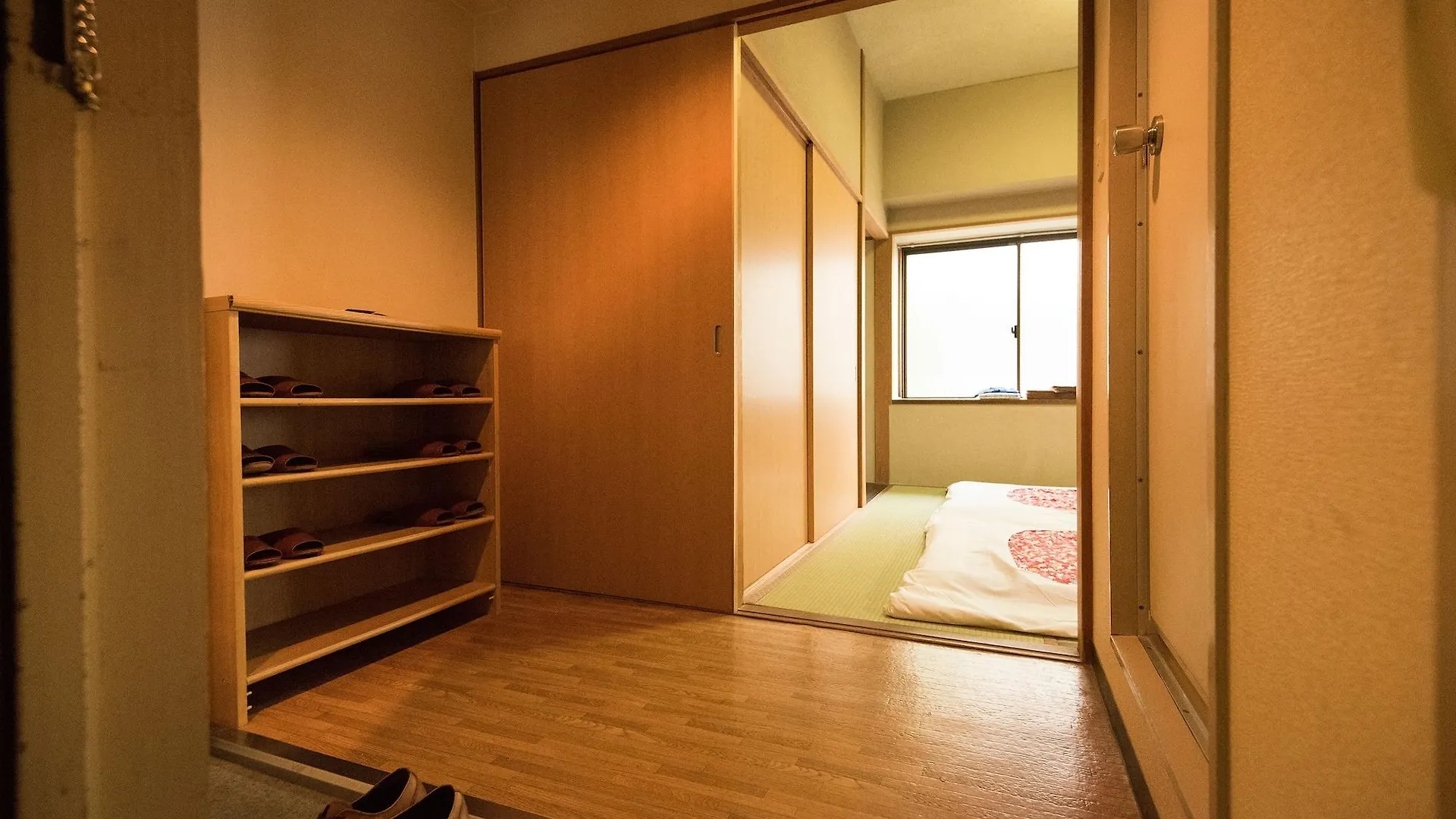 Hotel Kyoto Travellers Inn