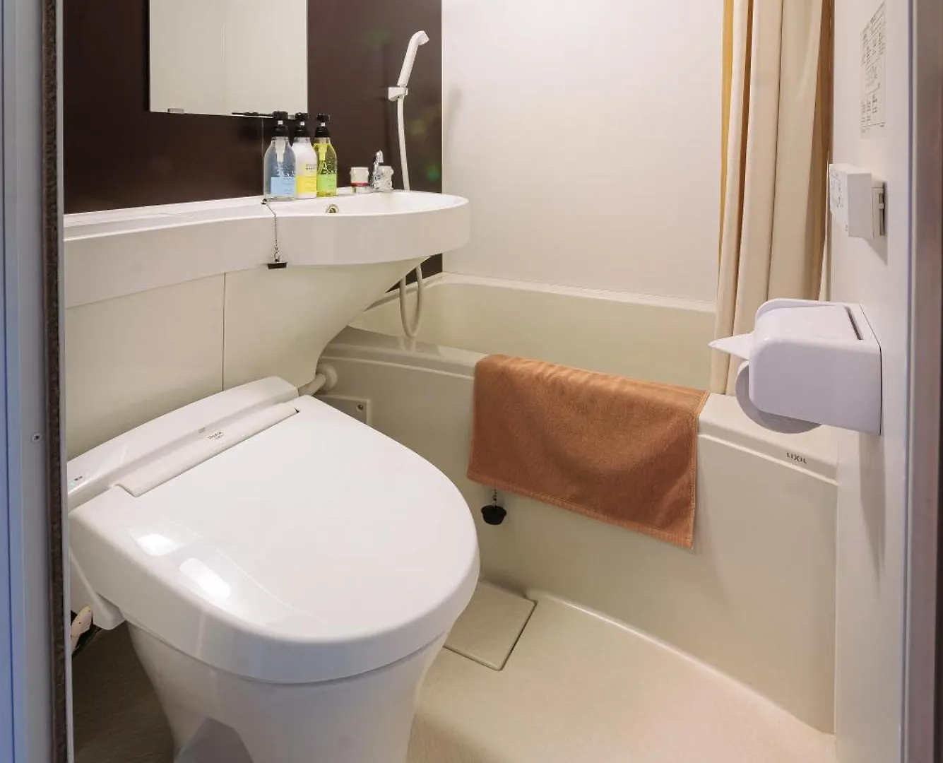 Kyoto Travellers Inn 3*,